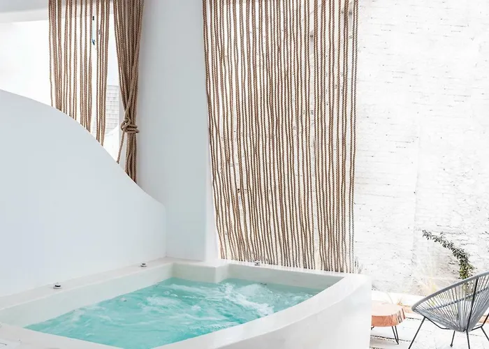 Bohemian Luxury Boutique Hotel, Adults Only 4*