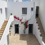 Bohemian Luxury Boutique Hotel, Adults Only מלון