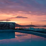 מלון Bohemian Luxury Boutique Hotel, Adults Only 4*