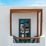 Bohemian Luxury Boutique Hotel, Adults Only מלון