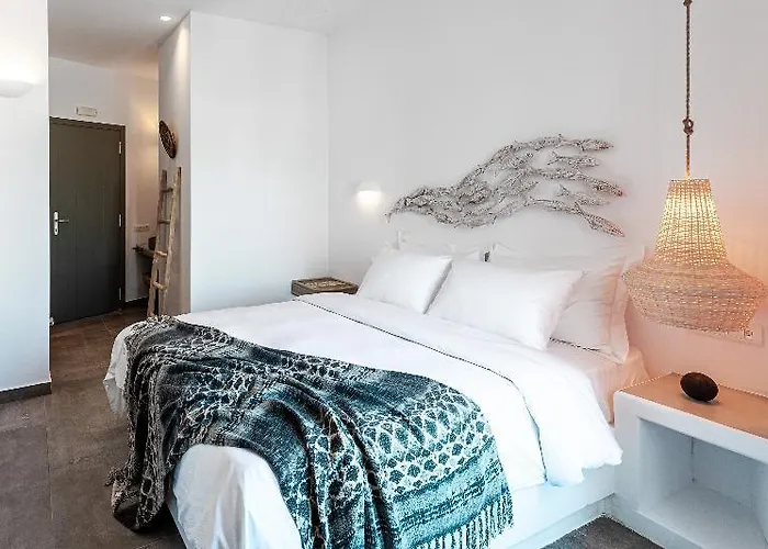 Bohemian Luxury Boutique Hotel, Adults Only 4* Naousa